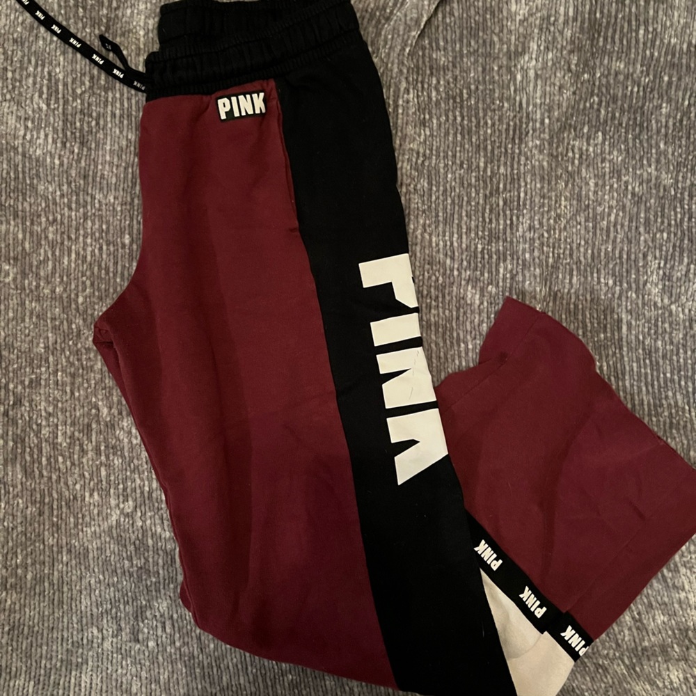 Women’s pink sweats